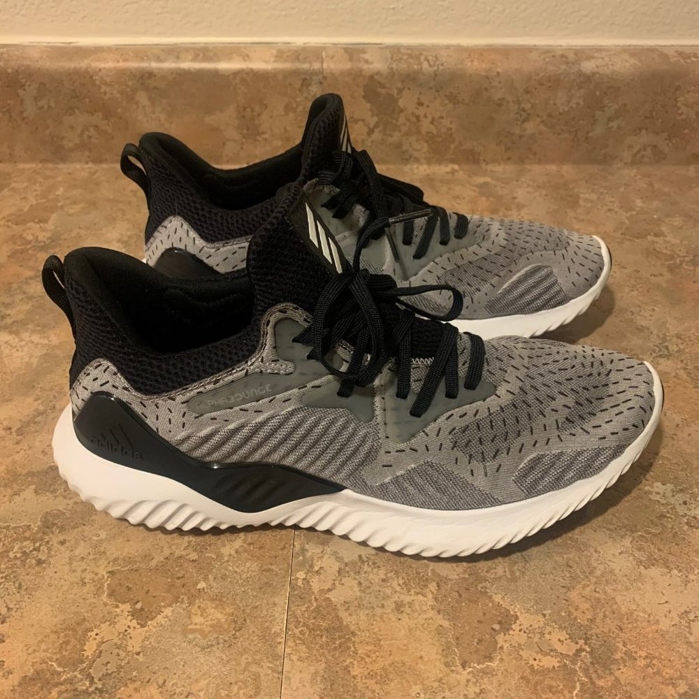 Alpha Bounce Adidas Continental Gray Sneakers Men’s Sz 9.5